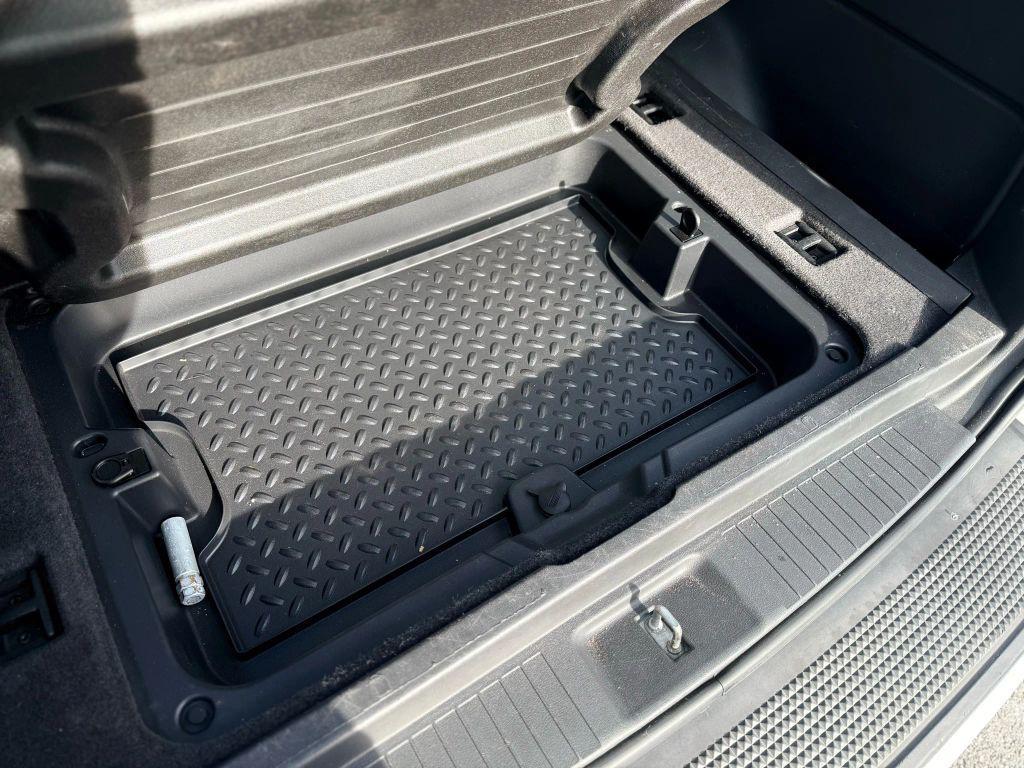 used 2010 Jeep Liberty car, priced at $6,999