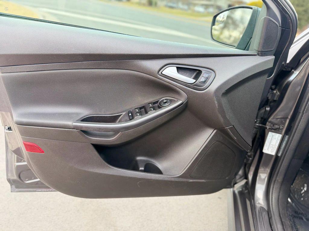 used 2015 Ford Focus car, priced at $5,999