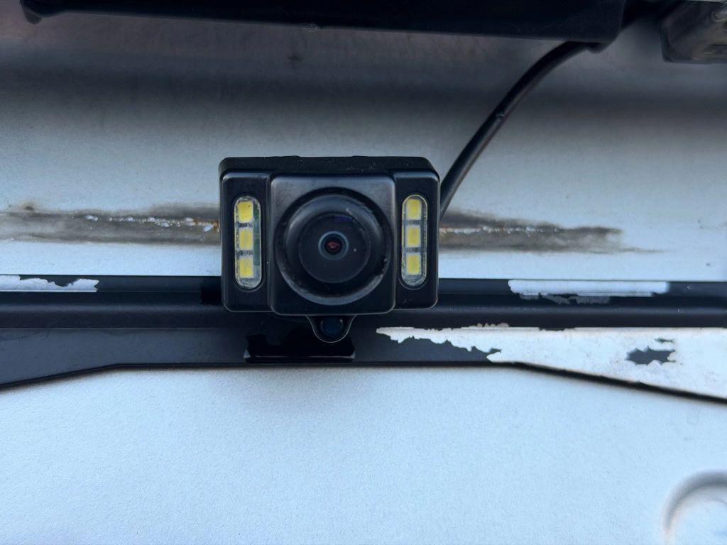 used 2006 Toyota Highlander Hybrid car, priced at $6,477