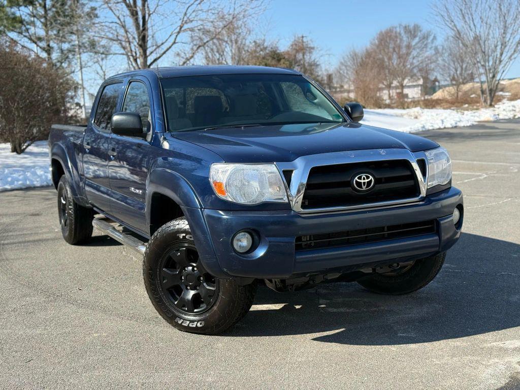used 2007 Toyota Tacoma car, priced at $13,999