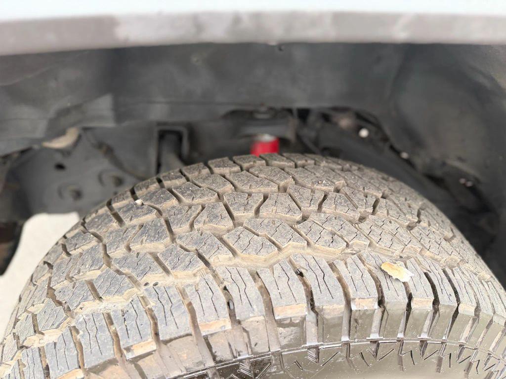 used 2006 Hummer H2 car, priced at $12,999