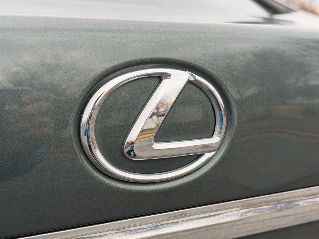 used 2007 Lexus LS 460 car, priced at $10,477