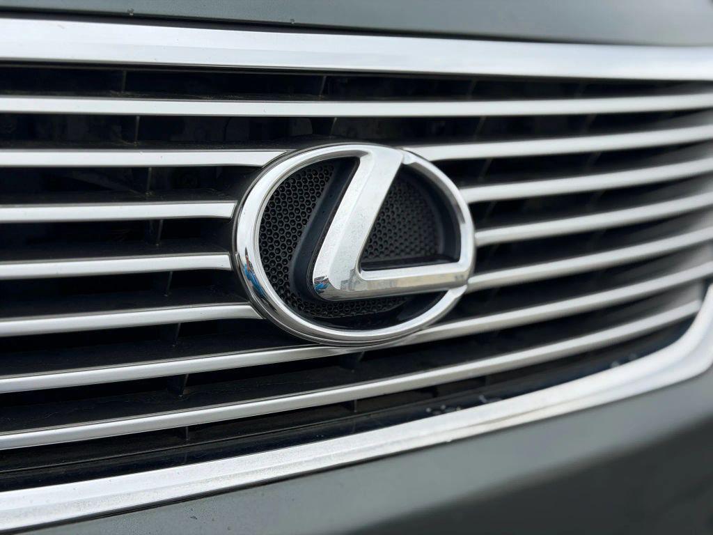 used 2007 Lexus LS 460 car, priced at $10,477