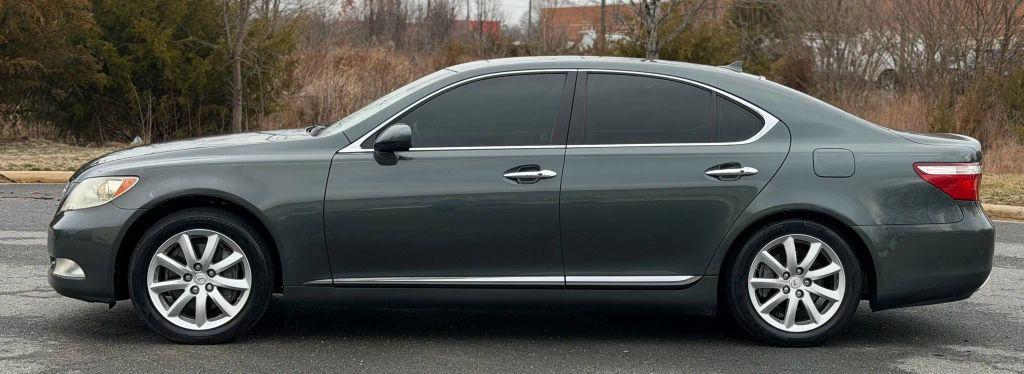 used 2007 Lexus LS 460 car, priced at $10,477