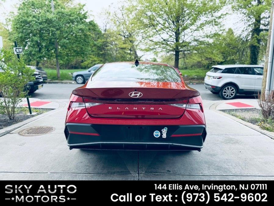 used 2025 Hyundai Elantra car