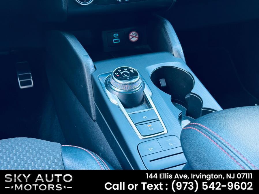 used 2023 Ford Escape car, priced at $14,999