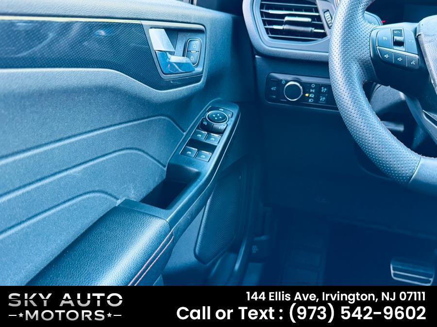used 2023 Ford Escape car, priced at $14,999