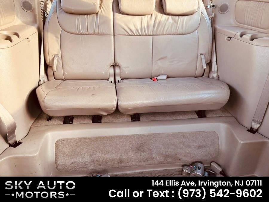 used 2007 Toyota Sienna car, priced at $5,999