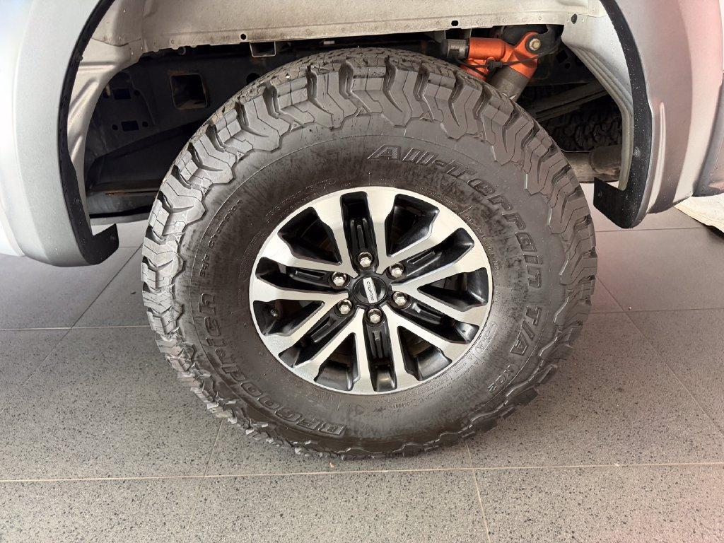used 2019 Ford F-150 car, priced at $41,990