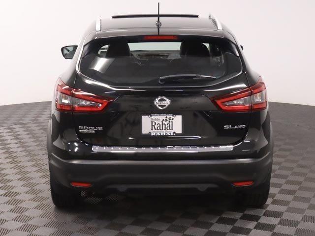 used 2022 Nissan Rogue Sport car, priced at $21,697