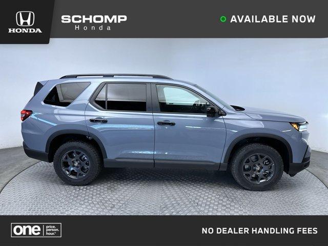 new 2025 Honda Pilot car, priced at $49,130