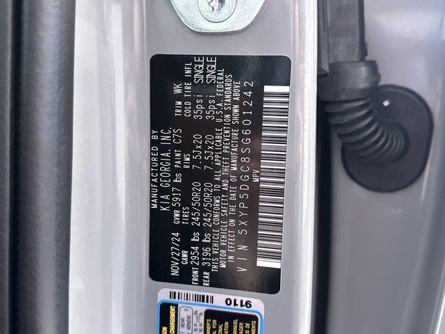 used 2025 Kia Telluride car, priced at $42,971