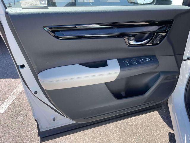 used 2023 Honda CR-V car, priced at $31,000