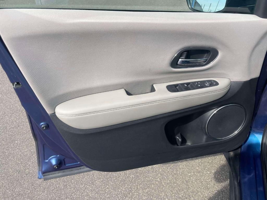 used 2016 Honda HR-V car, priced at $14,000