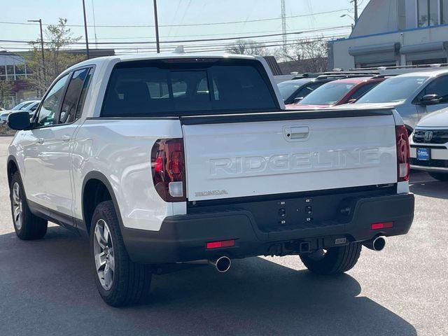 used 2024 Honda Ridgeline car, priced at $33,500