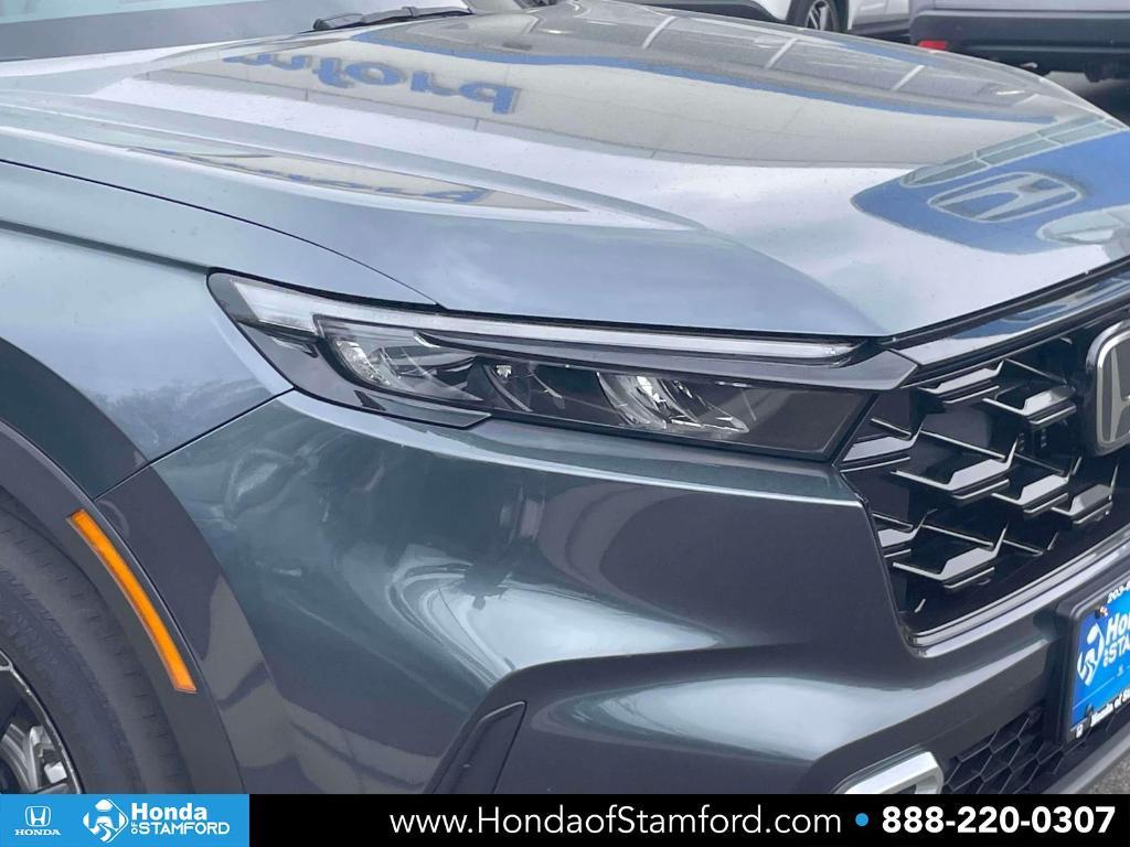 used 2023 Honda CR-V Hybrid car, priced at $33,000