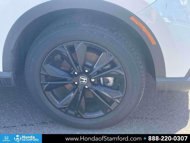 used 2023 Honda CR-V Hybrid car, priced at $32,000