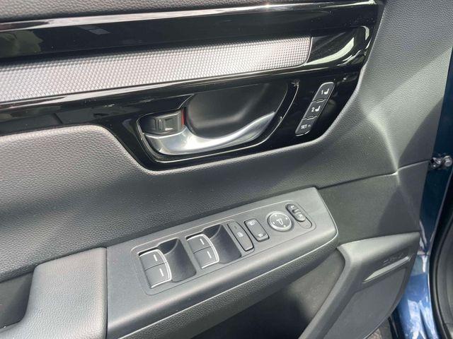 used 2023 Honda CR-V car, priced at $31,000