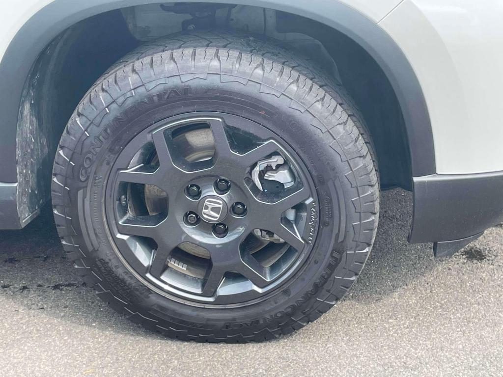 used 2026 Honda Pilot car, priced at $46,000