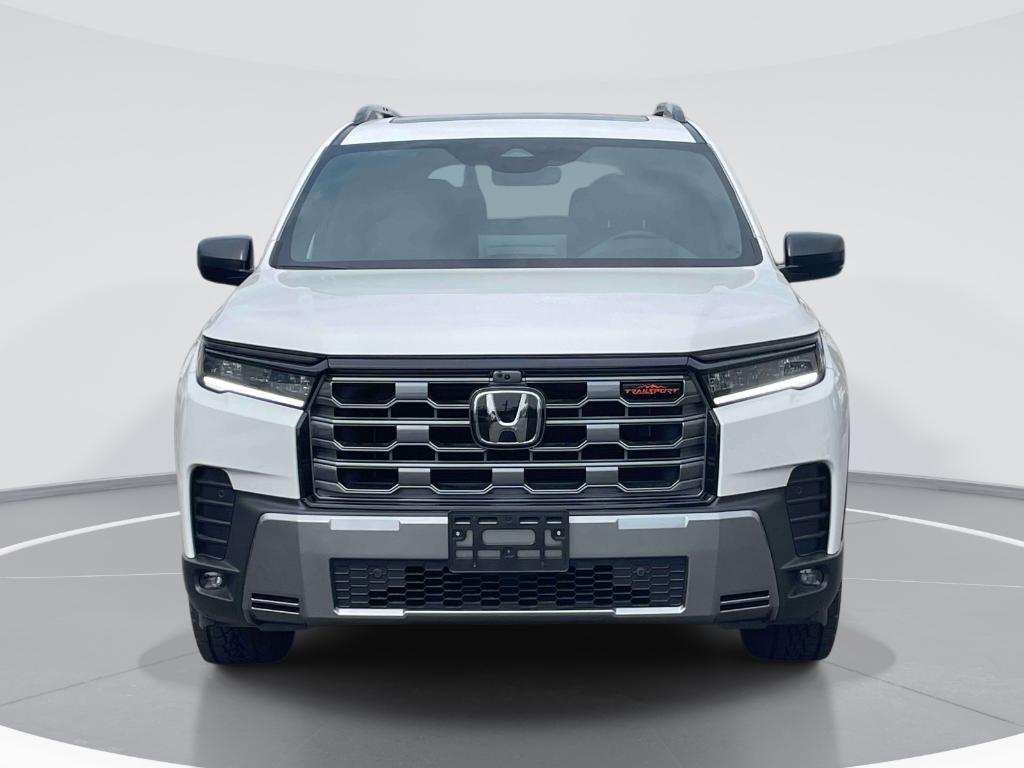 used 2026 Honda Pilot car, priced at $46,000