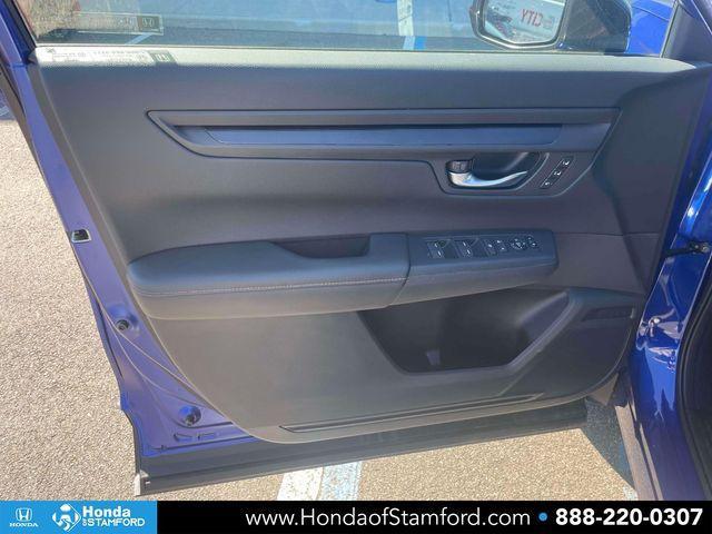 used 2025 Honda CR-V Hybrid car, priced at $37,500