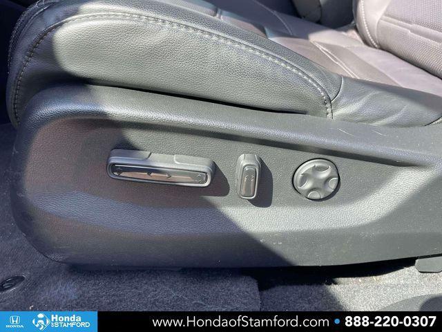 used 2022 Honda CR-V car, priced at $29,955