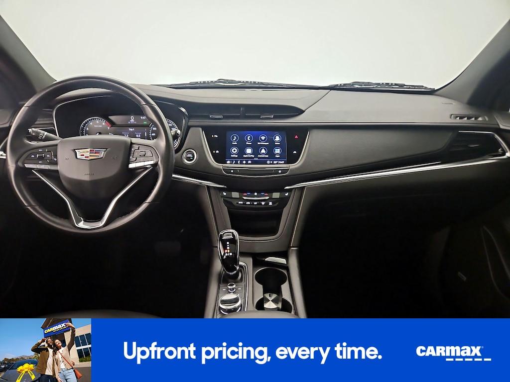 used 2022 Cadillac XT6 car, priced at $30,998