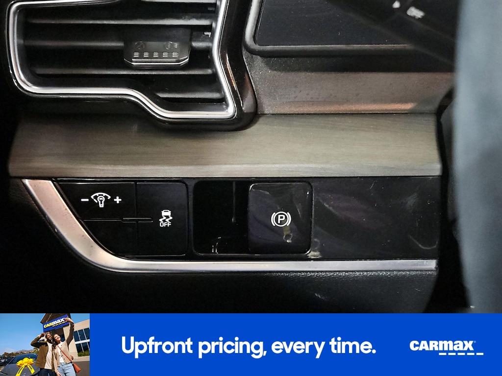 used 2024 Kia Sportage car, priced at $28,998
