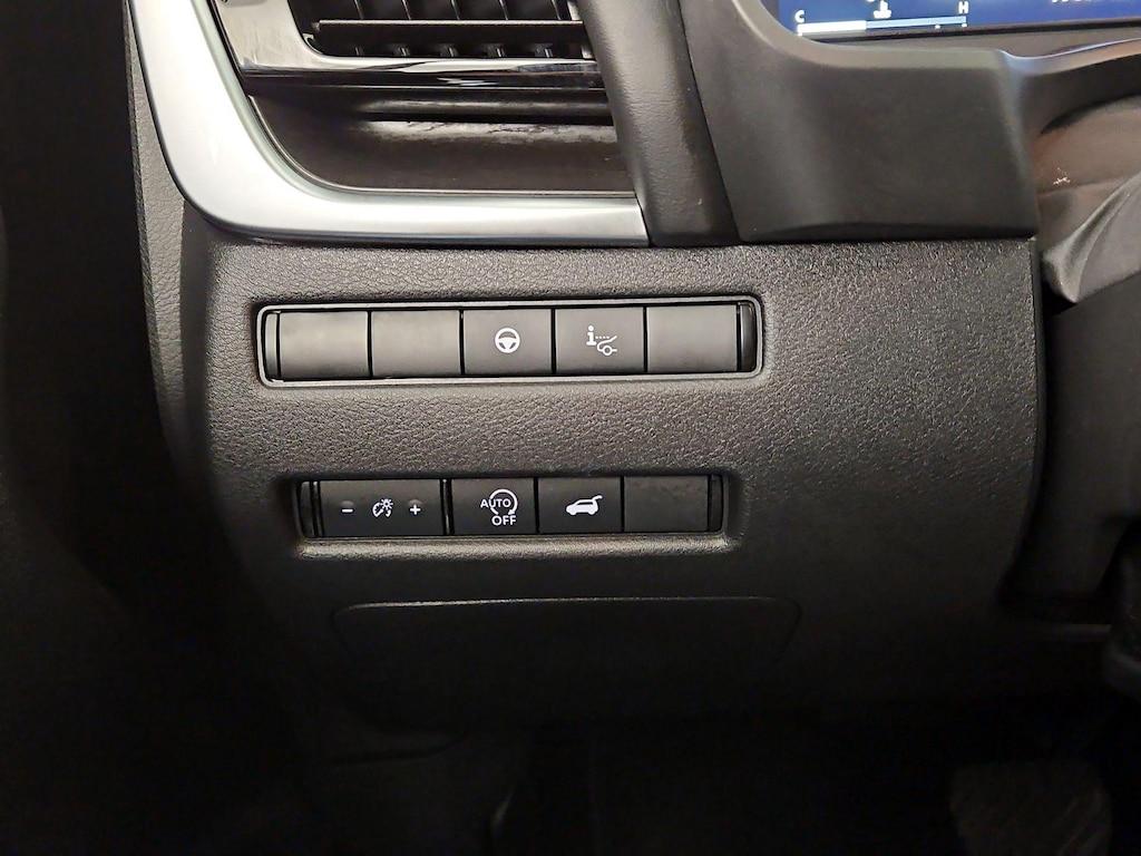 used 2023 Nissan Rogue car, priced at $28,998
