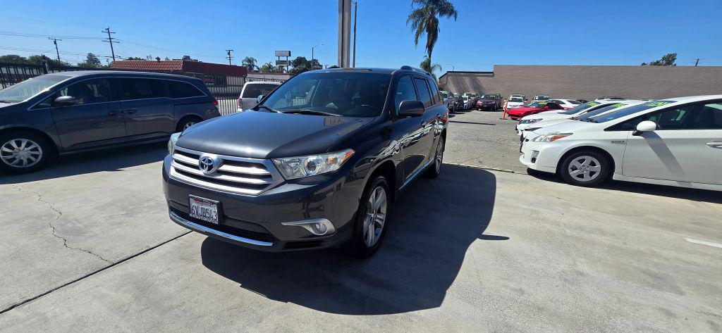 used 2012 Toyota Highlander car, priced at $14,165