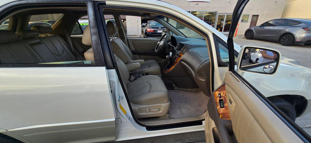 used 2000 Lexus RX 300 car, priced at $5,995
