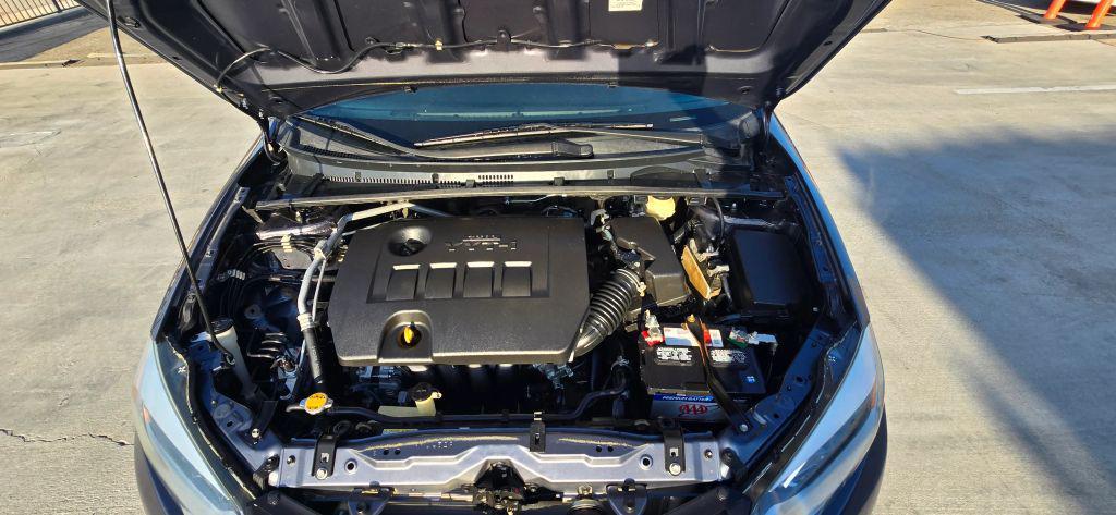 2015 Gray Toyota Corolla