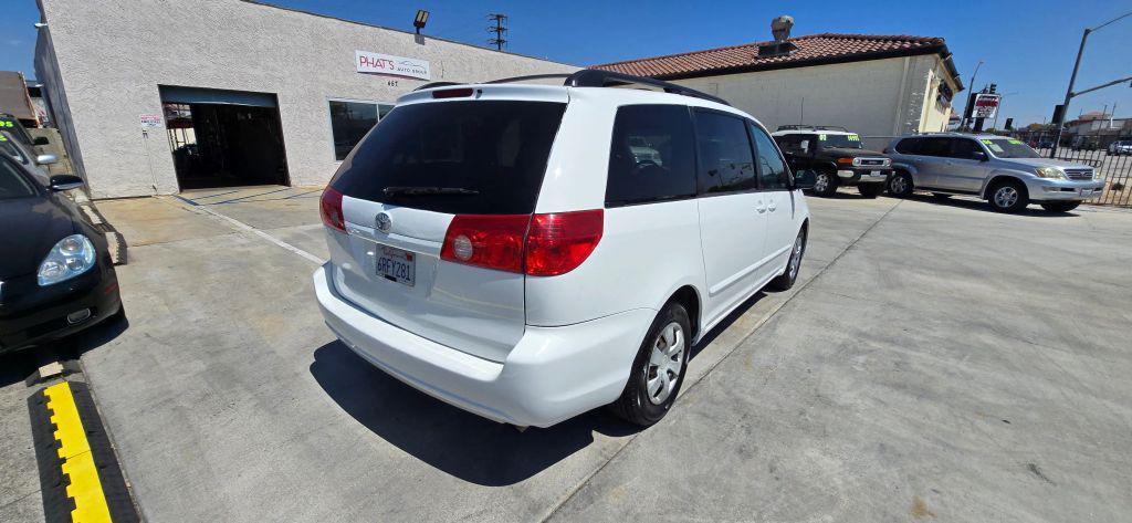 used 2009 Toyota Sienna car, priced at $6,900