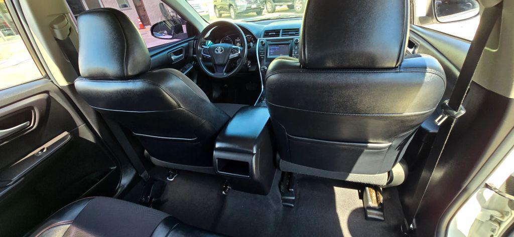 2016 White Toyota Camry