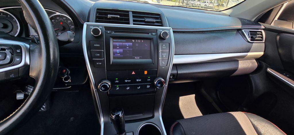 2016 White Toyota Camry
