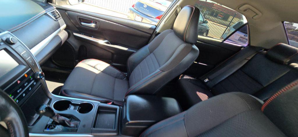 2016 White Toyota Camry