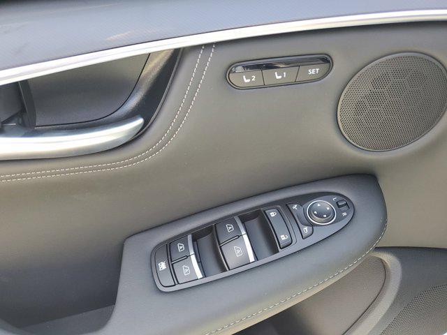 new 2025 INFINITI QX55 car, priced at $41,985