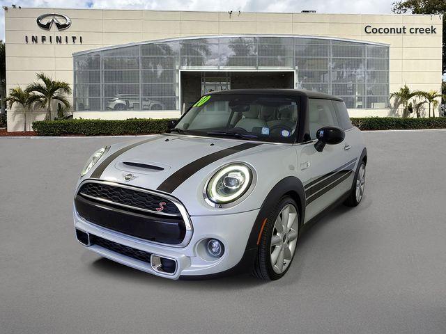 used 2020 MINI Hardtop car, priced at $16,833
