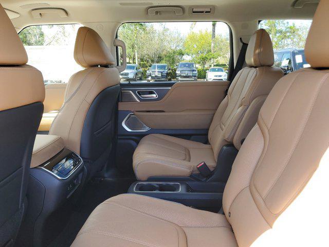 new 2025 INFINITI QX80 car, priced at $92,100