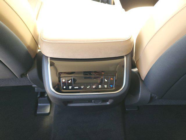 new 2025 INFINITI QX80 car, priced at $92,100