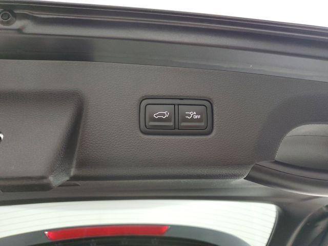 used 2024 Kia Carnival car, priced at $31,883