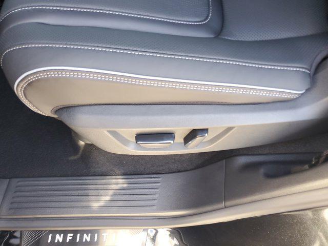 new 2026 INFINITI QX80 car, priced at $108,655