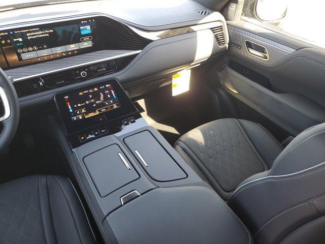 new 2026 INFINITI QX80 car, priced at $108,655