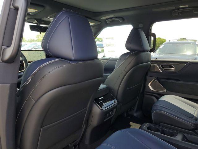 new 2026 INFINITI QX80 car, priced at $90,979