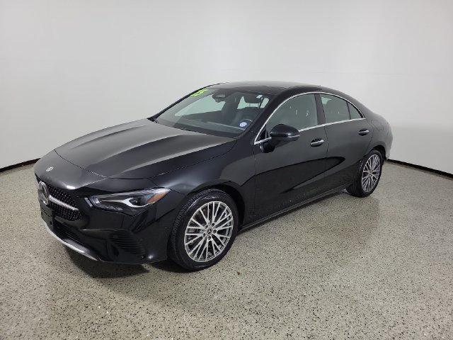 Mercedes-Benz CLA view 2
