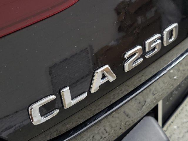 Mercedes-Benz CLA view 5