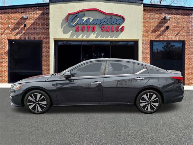 used 2022 Nissan Altima car, priced at $21,452