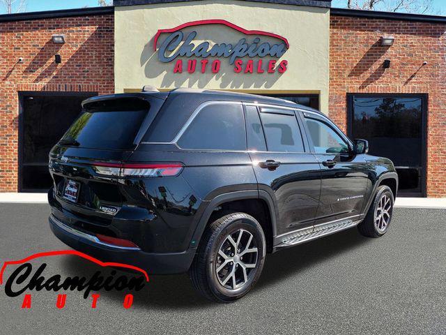 used 2025 Jeep Grand Cherokee car, priced at $38,998