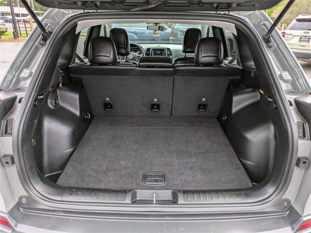 used 2019 Jeep Cherokee car, priced at $17,594