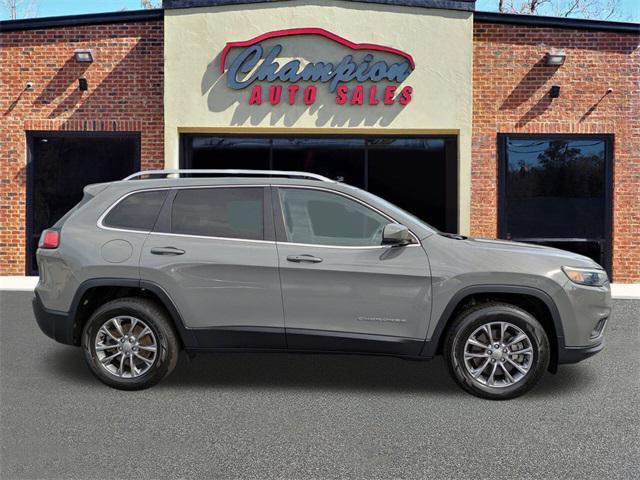 used 2019 Jeep Cherokee car, priced at $17,594